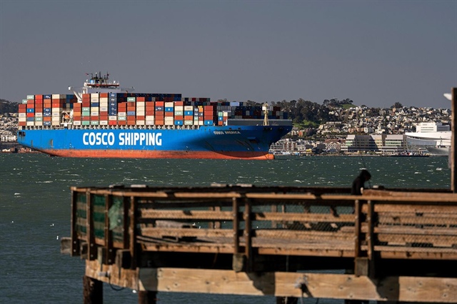 Hàng hóa trị giá 24 tỷ USD xếp hàng chờ cập cảng California - Tắc nghẽn chuỗi cung ứng toàn cầu