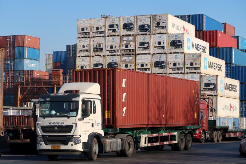 Xuất khẩu của Trung Quốc tăng 20% ​​trong tháng 9 bất chấp khủng hoảng năng lượng