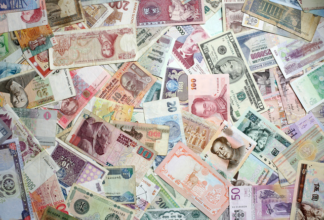 ViMoney: Đâu là những đồng tiền mất giá nhiều nhất năm 2021 so với đồng đô la Mỹ?