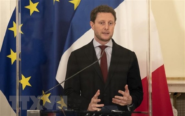 ViMoney: Pháp: Việc Ukraine gia nhập EU không phải vấn đề "một sớm, một chiều"