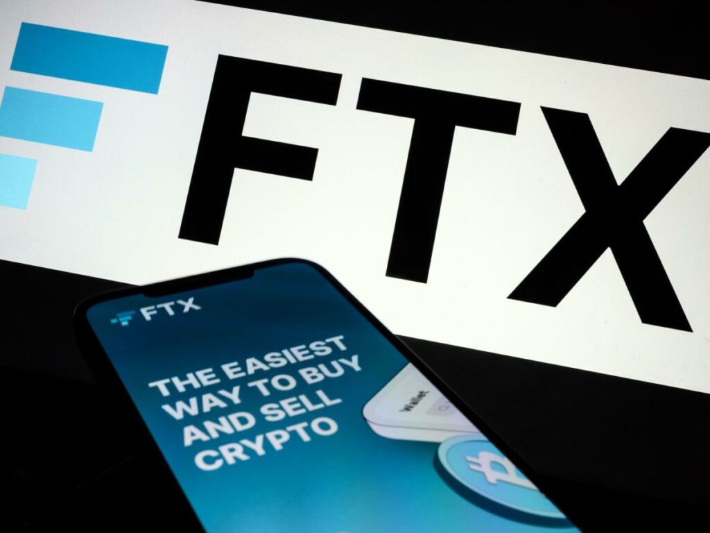 CEO FTX phủ nhận tin đồn chạy trốn sau thảm họa