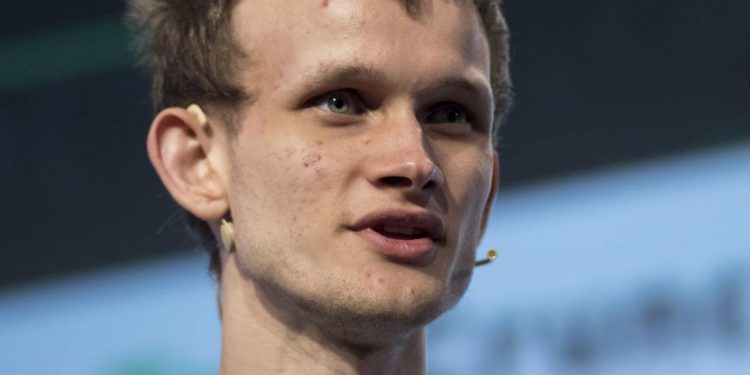 Vitalik Buterin là ai? Tìm hiểu về người đứng sau tiền điện tử lớn thứ 2 Ethereum