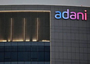 Một bản tin kỳ lạ đã làm rung chuyển tập đoàn Adani trong thời gian ngắn