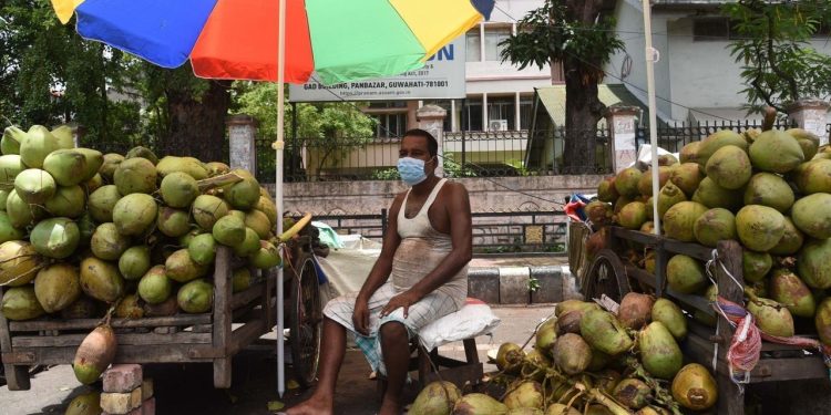 Các nhà hoạch định chính sách thị trường mới nổi vật lộn với lạm phát gia tăng