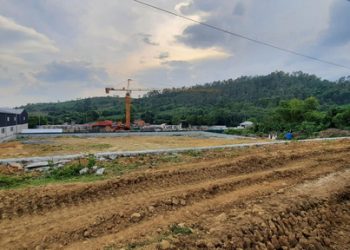 Hàng trăm dự án nhà ở trong khu quy hoạch đô thị đang chờ giải cứu