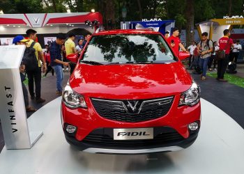 Thị trường ô tô ế ẩm 5 tháng liên tiếp