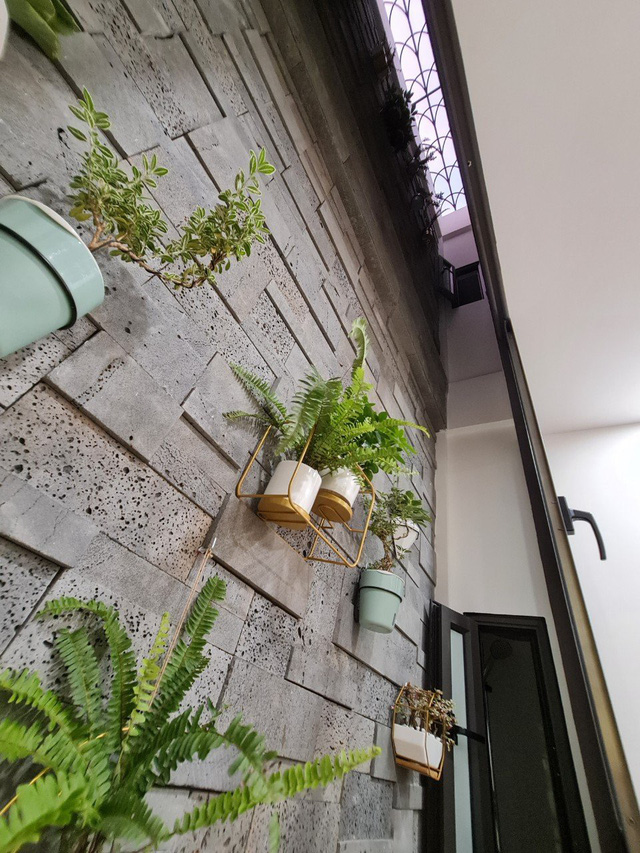 Đôi vợ chồng trẻ xây ngôi nhà nhỏ mà có võ chỉ rộng 30m2 mà như rộng tới 60m2 khiến ai cũng ngỡ ngàng - Ảnh 5. Đôi vợ chồng trẻ xây ngôi nhà nhỏ mà có võ chỉ rộng 30m2 mà như rộng tới 60m2 khiến ai cũng ngỡ ngàng - Ảnh 5.
