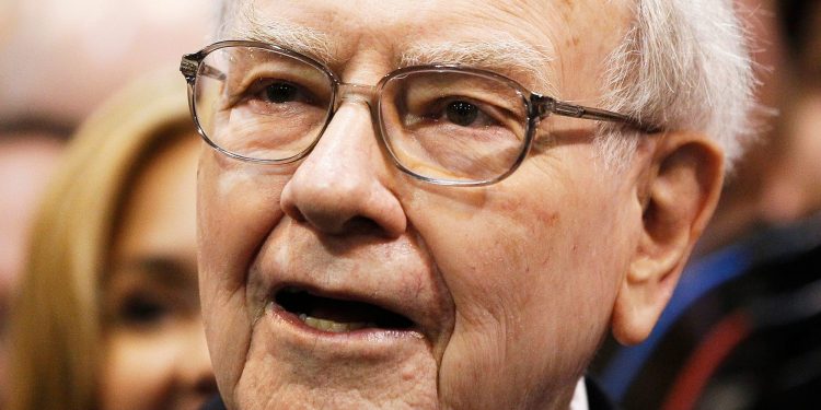 Câu đố yêu thích của Warren Buffett và bài học dành cho nhà đầu tư