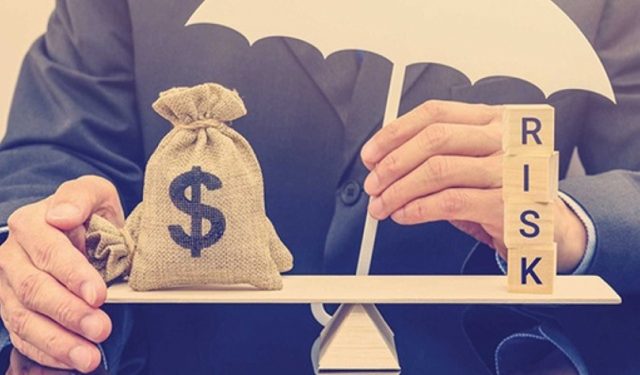 ViMoney: Có nên đầu tư chứng khoán - Cơ hội và rủi ro khi tham gia thị trường là gì?