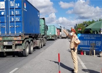 “Không quốc gia nào khác áp dụng phương án 3 tại chỗ như Việt Nam”