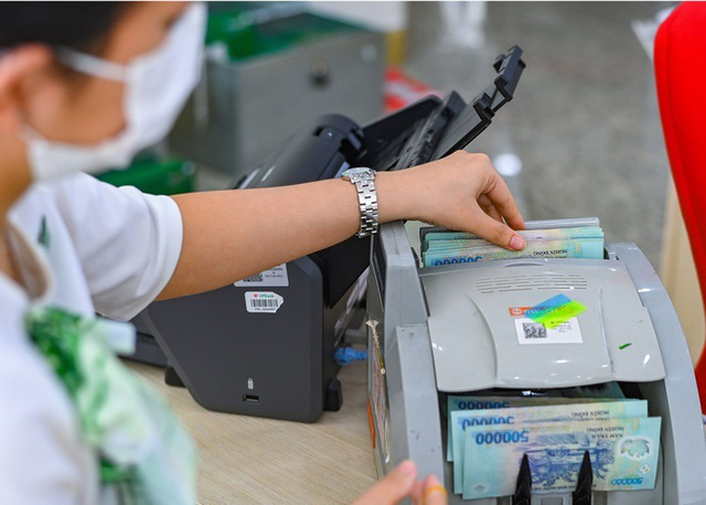 Nhóm ngân hàng big4 VietinBank, BIDV, Vietcombank, Agribank, ngân hàng nào có lãi suất cao nhất hiện nay? -Ảnh 1. Nhóm ngân hàng big4 VietinBank, BIDV, Vietcombank, Agribank, ngân hàng nào có lãi suất cao nhất hiện nay? -Ảnh 1.