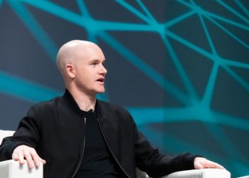 SEC đe dọa sẽ đưa Coinbase ra tòa vì cho vay