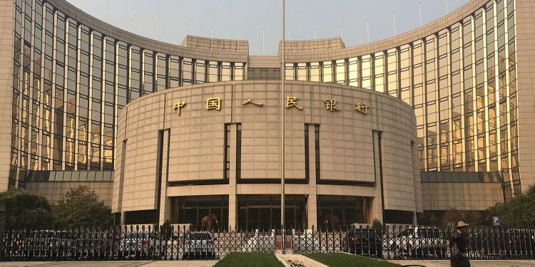 Ngân hàng trung ương Trung Quốc (PBoC) bơm 14 tỷ USD khi cú sốc Evergrande làm rung chuyển thị trường
