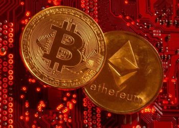 Cổ phiếu liên quan đến Huobi Global lao dốc thảm ở Trung Quốc