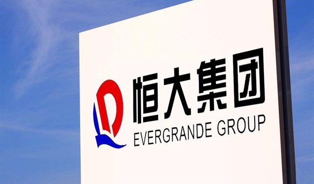 Evergrande bắt đầu trả nợ bằng bất động sản