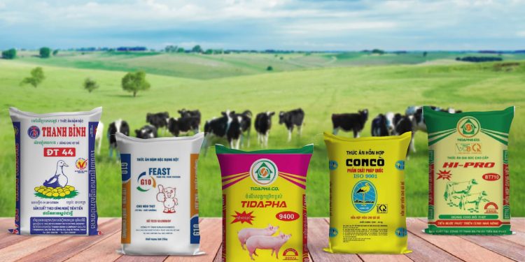 8 tháng, nhập thức ăn chăn nuôi đạt hơn 3 tỷ USD