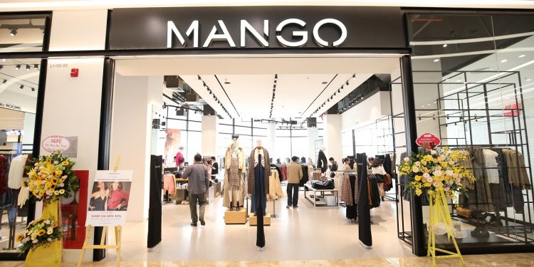 Giá thuê mặt bằng bán lẻ Hà Nội giảm 2-3%