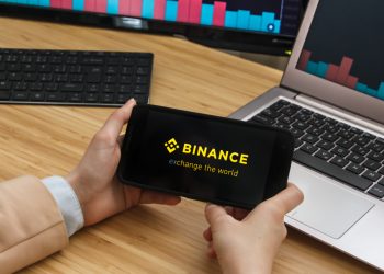Binance US giải thích lý do thực sự đằng sau sự cố Bitcoin giảm sốc 87% ngày 21/10