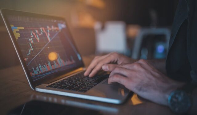 Diem-tin-doanh-nghiep-EVF-EVN Finance-World -Bank.jpg