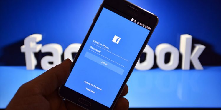 Sau khi rơi khỏi câu lạc bộ vốn hóa nghìn tỷ USD, Facebook có thành công chuyển đổi thành Metaverse?
