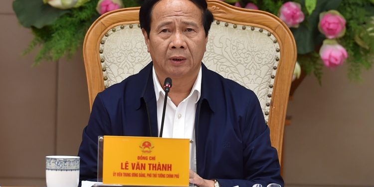 Giá thịt lợn chênh bất hợp lý, Phó Thủ tướng chỉ đạo làm rõ