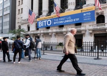 Quỹ Bitcoin ETF đầu tiên đạt 1 tỷ USD khối lượng giao dịch