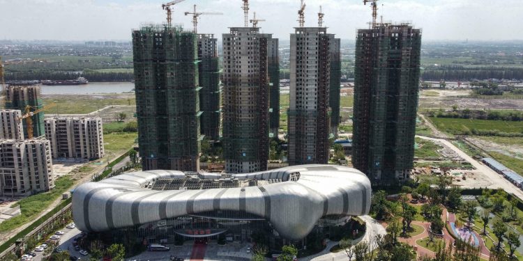 Bất động sản Việt Nam bị tác động gì sau cú sốc Evergrande?