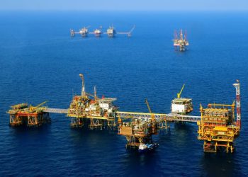 Diễn biến giá dầu sẽ ra sao sau khi đạt mức cao nhất nhiều năm?