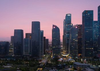 Evergrande “dở dang”, Trung Quốc có thêm Fantasia “nặng nợ”