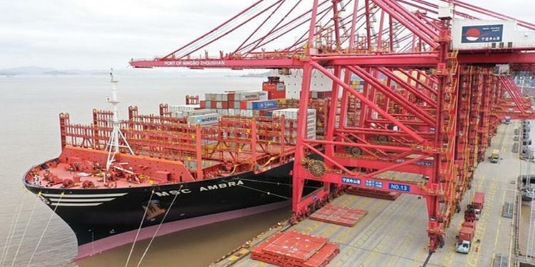 Tắc nghẽn chuỗi cung ứng, 24 tỷ USD hàng hóa bị “bỏ rơi” tại cảng California