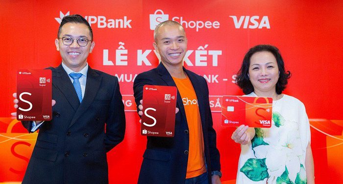 VPBank là đối tác chiến lược tuyệt vời 2020-2021 của Shopee