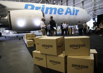 Amazon "chơi lớn" mua máy bay để tự vận chuyển hàng hóa xuyên biên giới