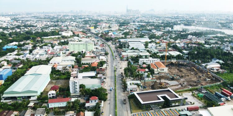 Nguồn cung nhà ở tại Bình Dương lao dốc, "mỏi mắt" tìm hàng mới