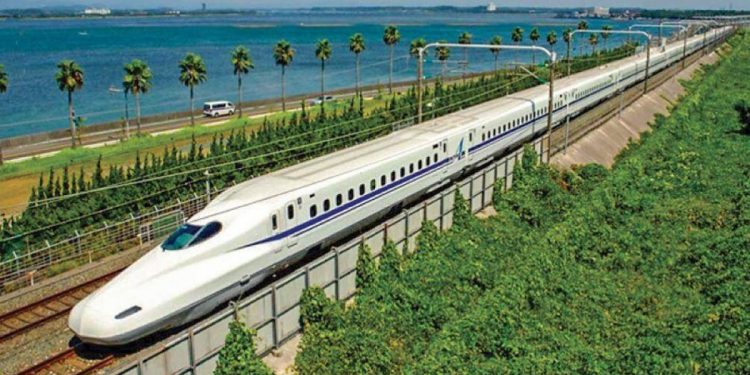 Sẽ ưu tiên khởi công 2 đoạn đường sắt tốc độ cao Bắc - Nam