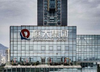 Evergrande tuyên bố tái khởi động các dự án