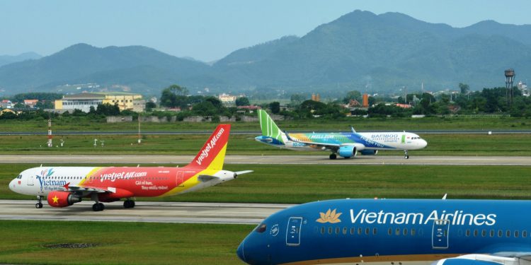 Bộ Giao thông đề xuất 2 phương án khôi phục bay nội địa cho Hà Nội