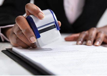 Cửa hàng xăng dầu Việt Hùng bị xử phạt vì treo biển "mất điện"