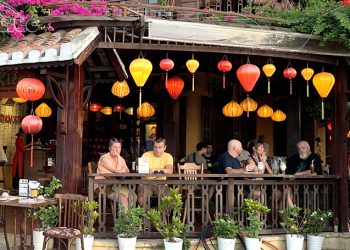 Đề xuất mở cửa toàn bộ thị trường du lịch quốc tế dịp 30/4