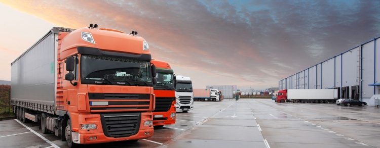 Giá xăng dầu tăng “giáng đòn” mạnh vào doanh nghiệp trong nước