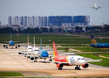 Nhiều khả năng không thể mở lại đường bay nội địa?