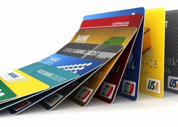 Nhu cầu gửi tiền của người dân vào ngân hàng giảm mạnh