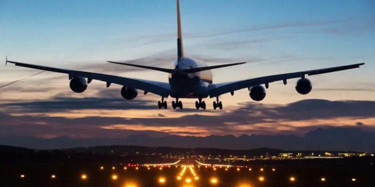 “Hành trình dài” của quà Giáng sinh: Công ty Mỹ thuê máy bay đến Trung Quốc lấy hàng với giá 2 triệu USD/chuyến