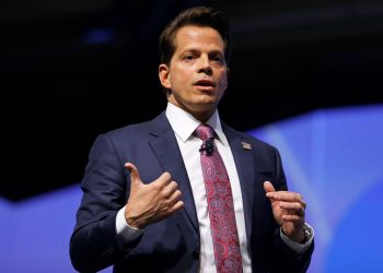 Anthony Scaramucci kêu gọi các nhà đầu tư mua Bitcoin, cho rằng nó có giá 500 nghìn USD