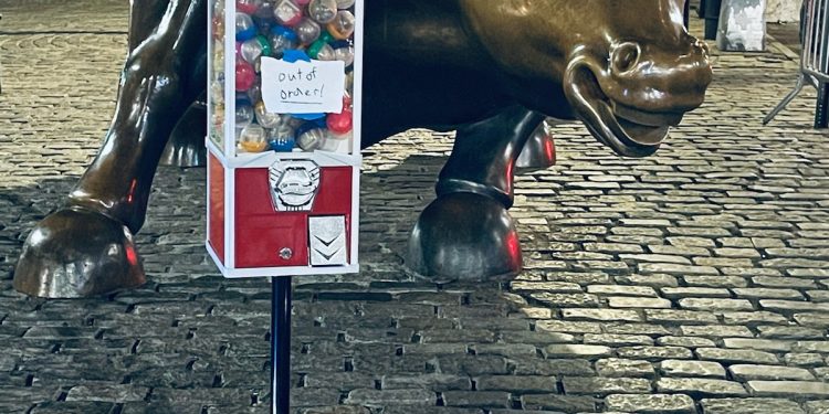 Nelson Saiers đáp lại FED về tiền rẻ với tác phẩm điêu khắc, tại sao điều này quan trọng đối với Bitcoin?