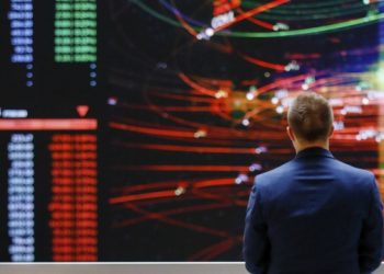 Nỗi sợ Omicron giảm, dầu thô phục hồi, hợp đồng tương lai và lợi suất trái phiếu chính phủ tăng mạnh