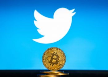 Giám đốc tài chính của Twitter cho rằng tiền điện tử quá biến động để đầu tư vào lúc này