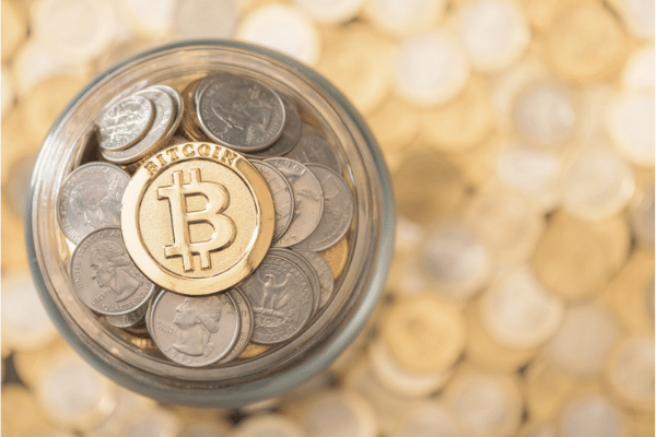 VIMoney: Bitcoin lặng lẽ xóa bỏ mọi khoản lỗ trong năm