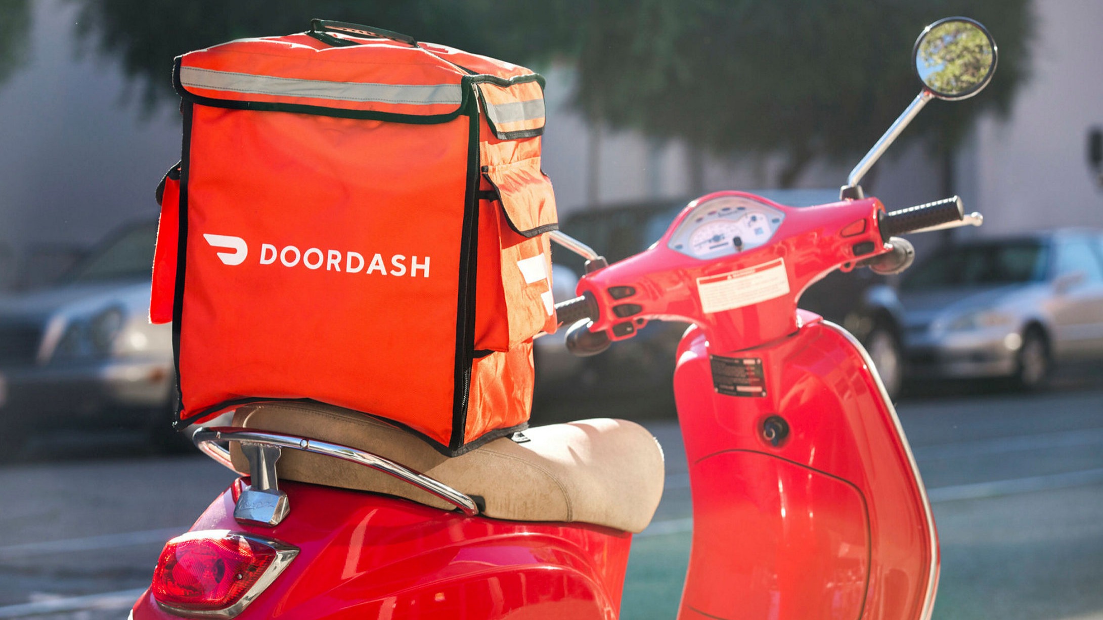 ViMoney - Nền kinh tế bánh đà - Uber,DoorDash và các công ty tương tự... không thể bất chấp luật lệ của chủ nghĩa tư bản