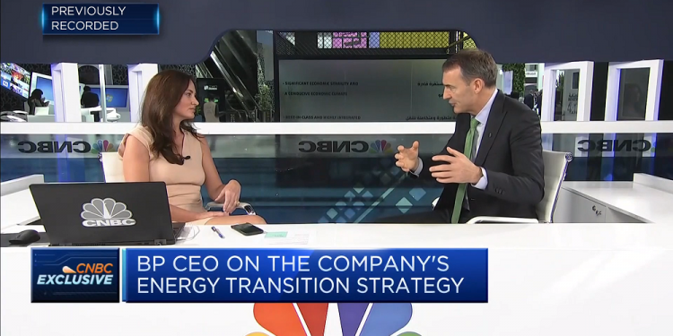 Dầu và khí đốt sẽ nằm trong hệ thống năng lượng toàn cầu ‘qua nhiều thập kỷ’