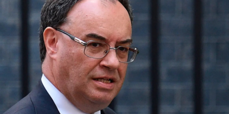 Thống đốc Ngân hàng Anh lo ngại khi Bitcoin trở thành đồng tiền pháp định tại El Salvador